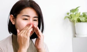 cara mengatasi hidung tersumbat dengan pijatan